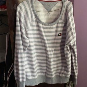 Tommy Hilfiger long sleeve sweatshirt. Wear 3